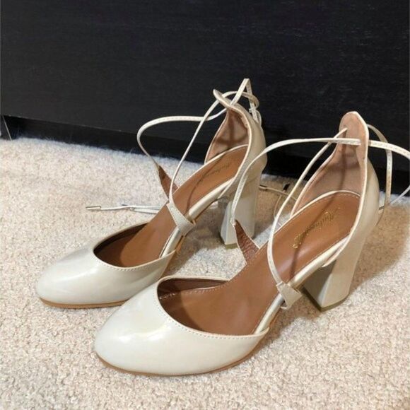 Miula Miula Ankle Wrap Heels - Picture 2 of 8